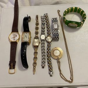 Vintage watch lot. Includes 8 watches.
